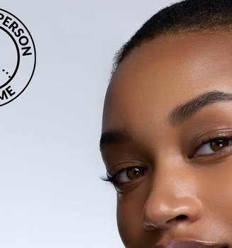 20252403 Oap Revitalift Filler Glass Skin Asset4 Na Dmi Na Na Digital Dmi STAMP