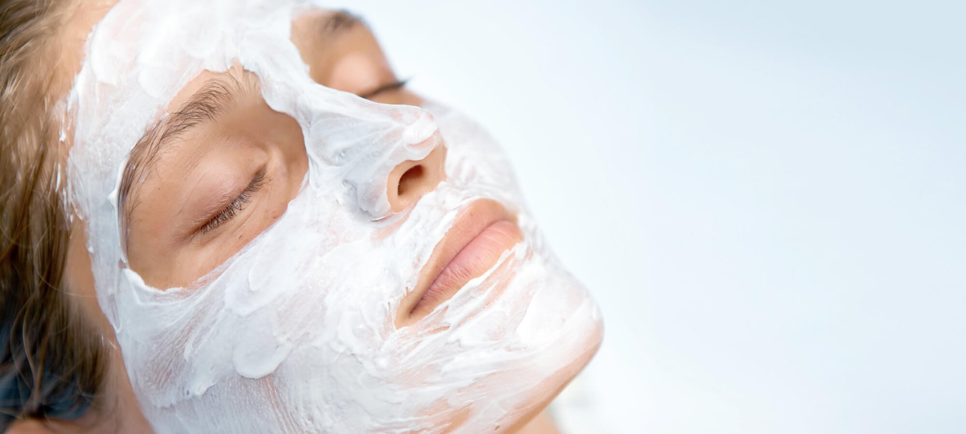 Fem ofte stilte spørsmål om ansiktsrensing Hero