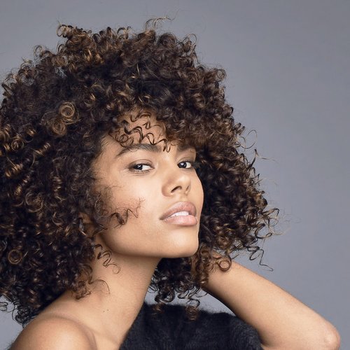 Tina Kunakey Elvital ekstraordinær olje Hero