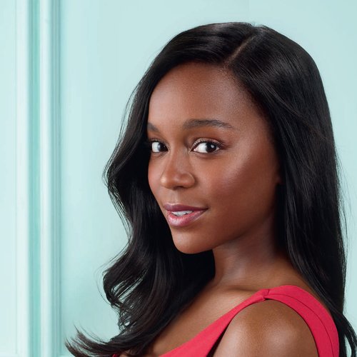 Aja Naomi King Magic Retouch Precision Hero